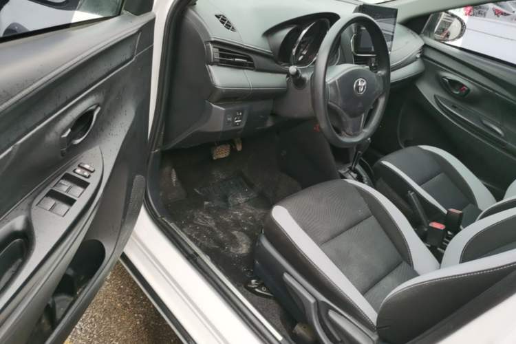 Used Toyota YARiS L Zhi Xuan 2021 X-Trail 1.5L CVT Leading Edition Driver Seat
