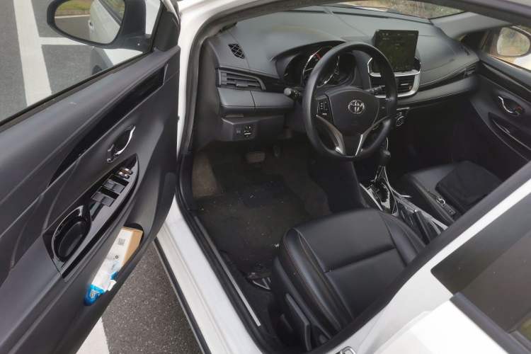 Used Toyota YARiS L Zhi Xuan 2021 X-Trail X 1.5L CVT Prestige Edition Driver Seat