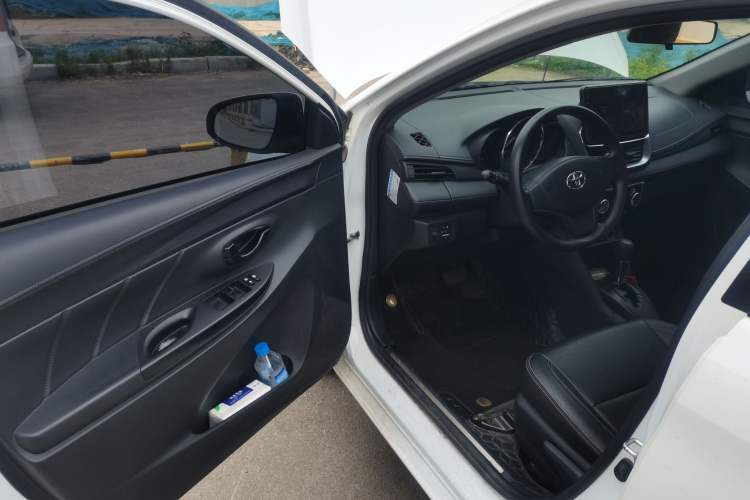 Used Toyota YARiS L Zhi Xuan 2021 1.5L CVT Leading Edition Driver Seat