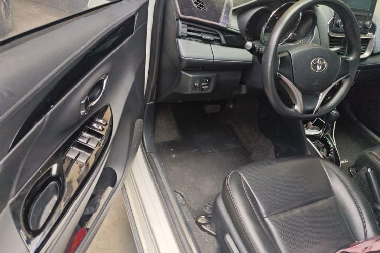 Used Toyota YARiS L Zhi Xuan 2021 X-Trail 1.5L CVT Luxury Edition Driver Seat