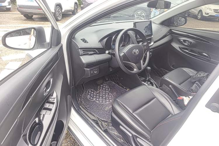 Used Toyota YARiS L Zhi Xuan 2021 X-Trail 1.5L CVT Luxury Edition Driver Seat