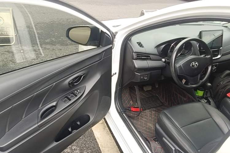 Used Toyota YARiS L Zhi Xuan 2021 1.5L CVT Leading Edition Driver Seat