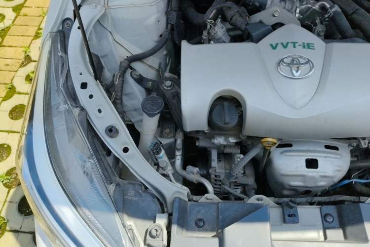 Used Toyota YARiS L Zhi Xuan 2021 X-Trail 1.5L CVT Leading Edition Engine Bay Right