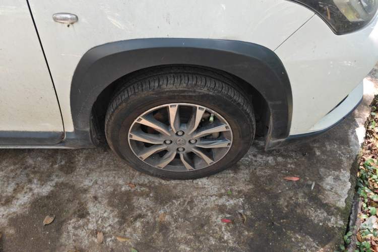 Used Toyota YARiS L Zhi Xuan 2021 X-Trail 1.5L CVT Luxury Edition Exterior 1