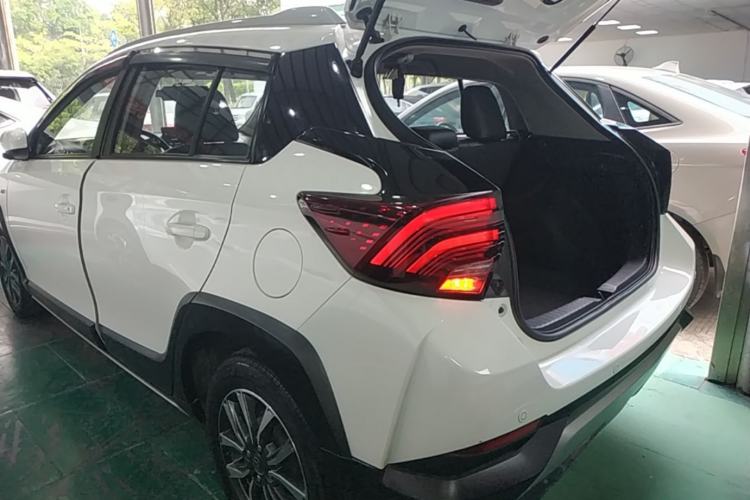 Used Toyota YARiS L Zhi Xuan 2021 X-Trail 1.5L CVT Luxury Edition Exterior 2