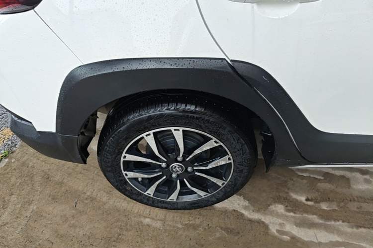 Used Toyota YARiS L Zhi Xuan 2021 X-Trail 1.5L CVT Leading Edition Exterior 3