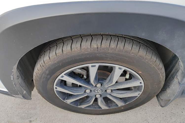 Used Toyota YARiS L Zhi Xuan 2021 X-Trail 1.5L CVT Leading Edition Exterior 4