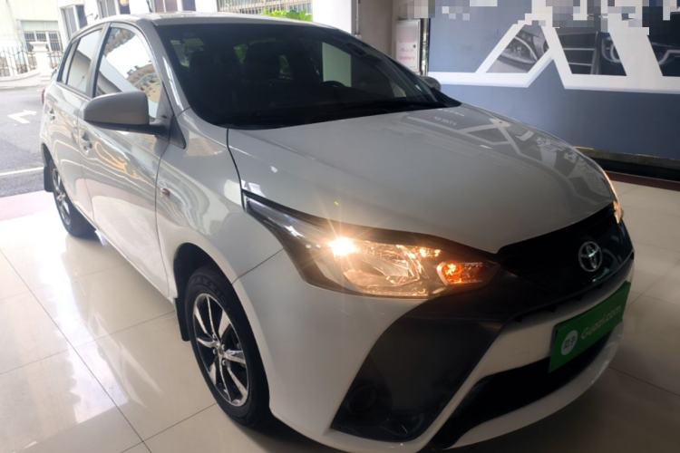 Used Toyota YARiS L Zhi Xuan 2021 1.5L CVT Leading Edition Front Right 45 Deg