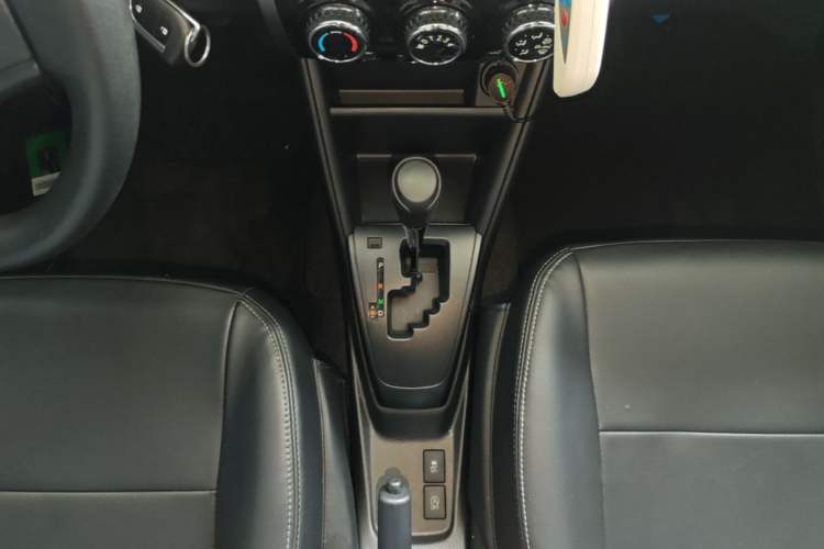 Used Toyota YARiS L Zhi Xuan 2021 X-Trail 1.5L CVT Leading Edition Gear Lever