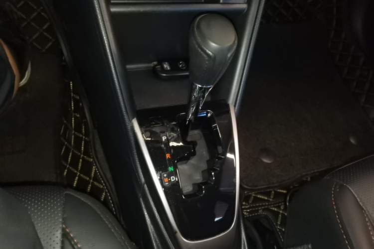 Used Toyota YARiS L Zhi Xuan 2021 X-Trail X 1.5L CVT Prestige Edition Gear Lever
