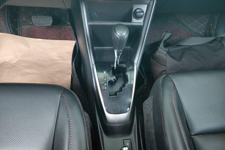 Used Toyota YARiS L Zhi Xuan 2021 X-Trail 1.5L CVT Luxury Edition Gear Lever