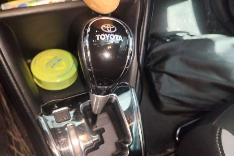 Used Toyota YARiS L Zhi Xuan 2021 X-Trail 1.5L CVT Leading Edition Gear Lever
