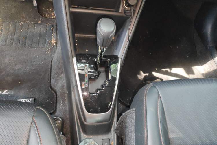 Used Toyota YARiS L Zhi Xuan 2021 X-Trail 1.5L CVT Luxury Edition Gear Lever