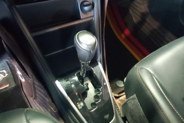Used Toyota YARiS L Zhi Xuan 2021 X-Trail 1.5L CVT Luxury Edition Gear Lever