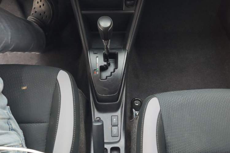 Used Toyota YARiS L Zhi Xuan 2021 X-Trail 1.5L CVT Leading Edition Gear Lever