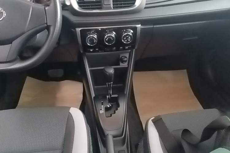 Used Toyota YARiS L Zhi Xuan 2021 X-Trail 1.5L CVT Leading Edition Gear Lever