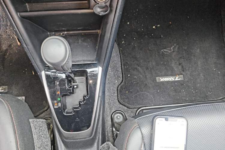 Used Toyota YARiS L Zhi Xuan 2021 X-Trail 1.5L CVT Luxury Edition Gear Lever