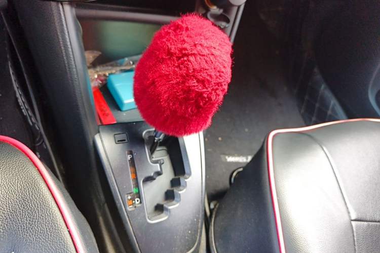 Used Toyota YARiS L Zhi Xuan 2021 1.5L CVT Leading Edition Gear Lever