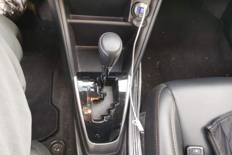 Used Toyota YARiS L Zhi Xuan 2021 X-Trail X 1.5L CVT Prestige Edition Gear Lever