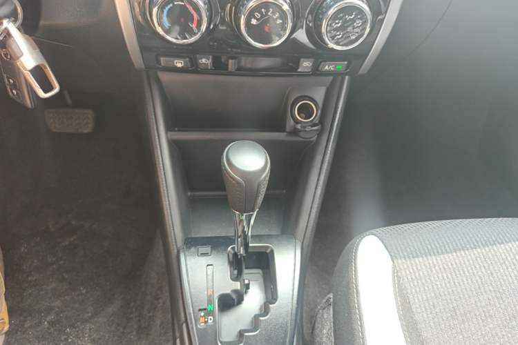 Used Toyota YARiS L Zhi Xuan 2021 X-Trail 1.5L CVT Leading Edition Gear Lever