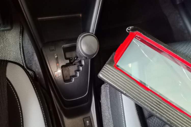 Used Toyota YARiS L Zhi Xuan 2021 X-Trail 1.5L CVT Leading Edition Gear Lever