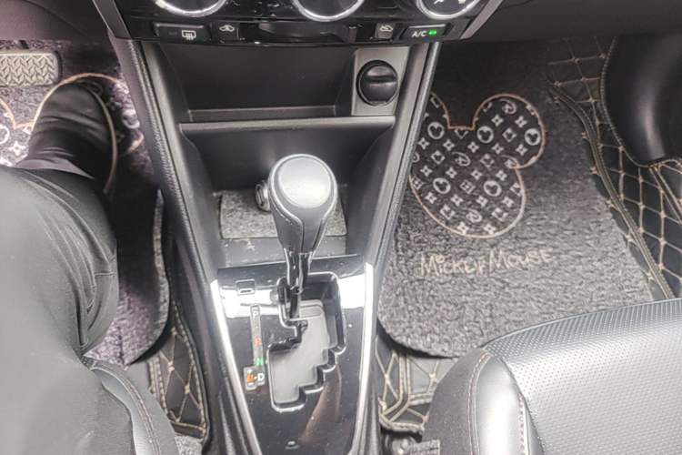 Used Toyota YARiS L Zhi Xuan 2021 X-Trail 1.5L CVT Luxury Edition Gear Lever