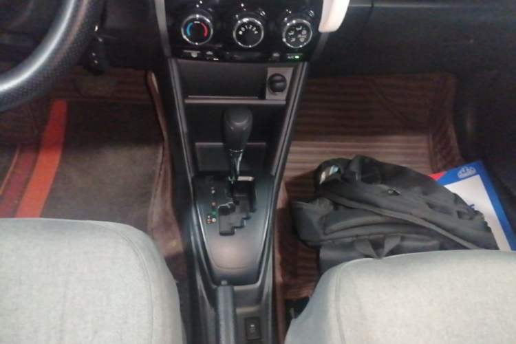 Used Toyota YARiS L Zhi Xuan 2021 X-Trail 1.5L CVT Leading Edition Gear Lever