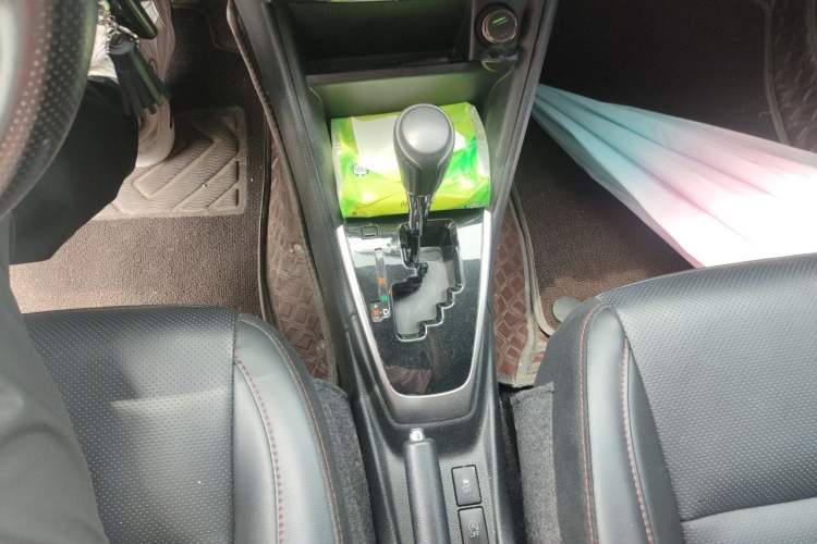 Used Toyota YARiS L Zhi Xuan 2021 X-Trail 1.5L CVT Luxury Edition Gear Lever