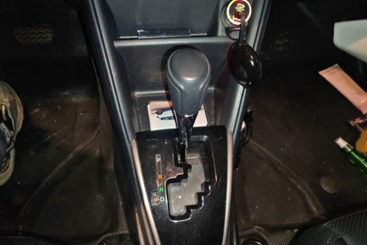Used Toyota YARiS L Zhi Xuan 2021 X-Trail X 1.5L CVT Prestige Edition Gear Lever
