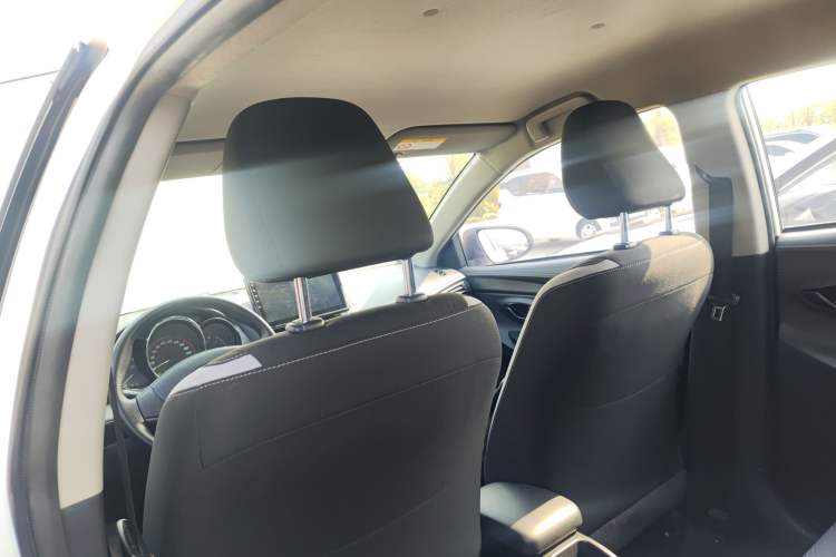 Used Toyota YARiS L Zhi Xuan 2021 1.5L CVT Leading Edition Headliner