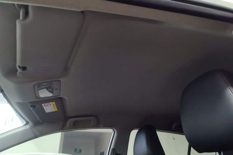 Used Toyota YARiS L Zhi Xuan 2021 X-Trail 1.5L CVT Luxury Edition Headliner