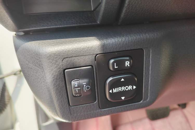 Used Toyota YARiS L Zhi Xuan 2021 X-Trail 1.5L CVT Leading Edition Interior 1