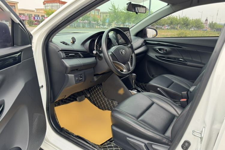 Used Toyota YARiS L Zhi Xuan 2021 X-Trail 1.5L CVT Luxury Edition Interior 2