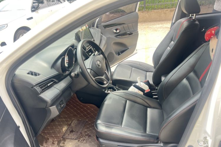Used Toyota YARiS L Zhi Xuan 2021 X-Trail 1.5L CVT Luxury Edition Interior 2