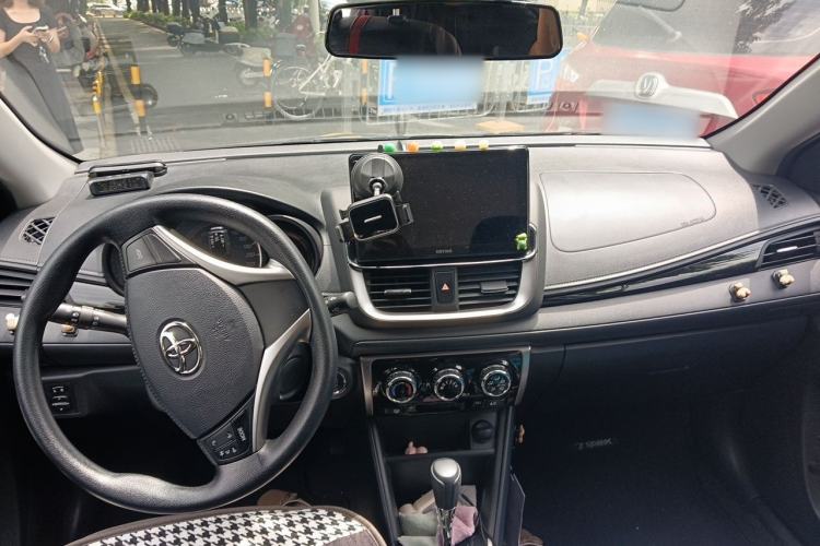 Used Toyota YARiS L Zhi Xuan 2021 X-Trail 1.5L CVT Luxury Edition Interior 2