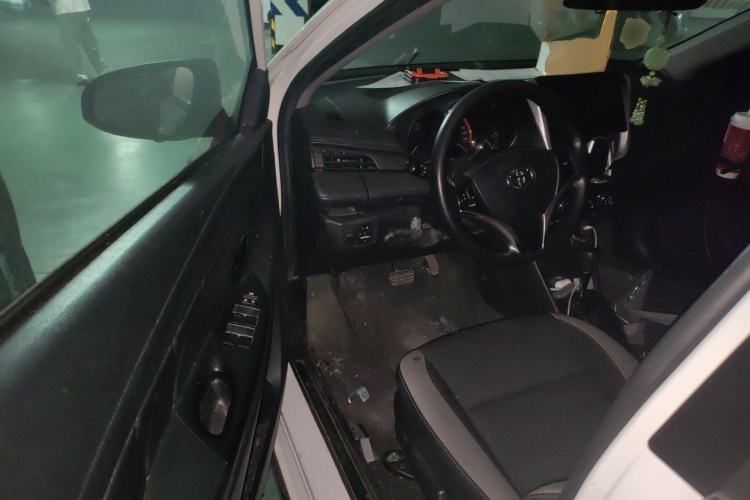 Used Toyota YARiS L Zhi Xuan 2021 X-Trail 1.5L CVT Leading Edition Interior 3