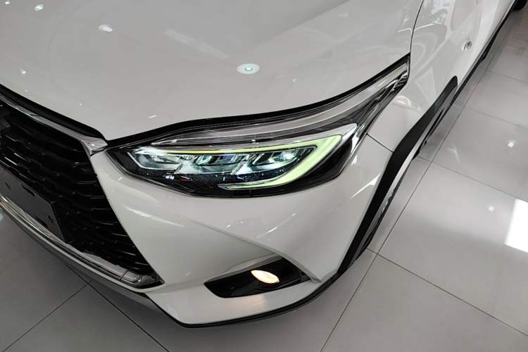 Used Toyota YARiS L Zhi Xuan 2021 X-Trail 1.5L CVT Luxury Edition Left Front Headlight