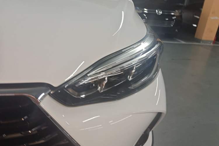 Used Toyota YARiS L Zhi Xuan 2021 X-Trail 1.5L CVT Leading Edition Left Front Headlight