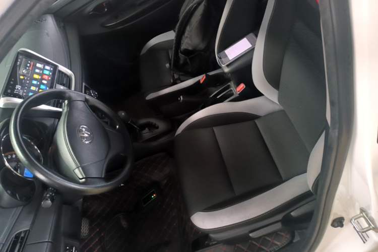 Used Toyota YARiS L Zhi Xuan 2021 X-Trail 1.5L CVT Leading Edition Left Front Seat