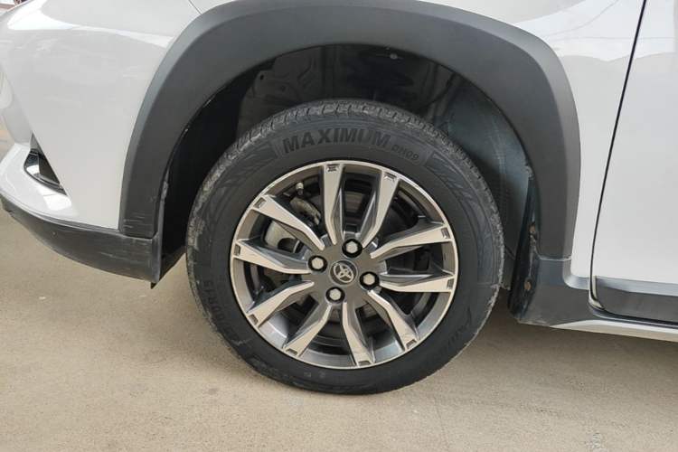 Used Toyota YARiS L Zhi Xuan 2021 X-Trail 1.5L CVT Luxury Edition Left Front Wheel Hub
