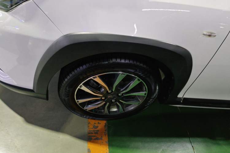 Used Toyota YARiS L Zhi Xuan 2021 X-Trail 1.5L CVT Luxury Edition Left Front Wheel Hub