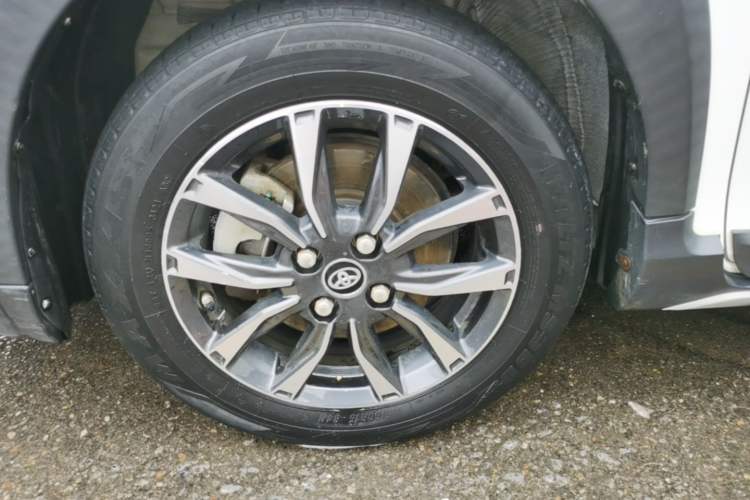 Used Toyota YARiS L Zhi Xuan 2021 X-Trail 1.5L CVT Leading Edition Left Front Wheel Hub