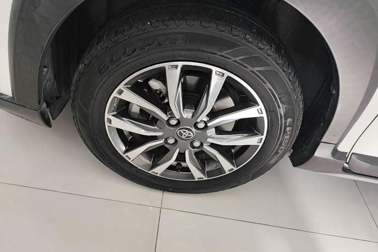 Used Toyota YARiS L Zhi Xuan 2021 X-Trail 1.5L CVT Luxury Edition Left Front Wheel Hub