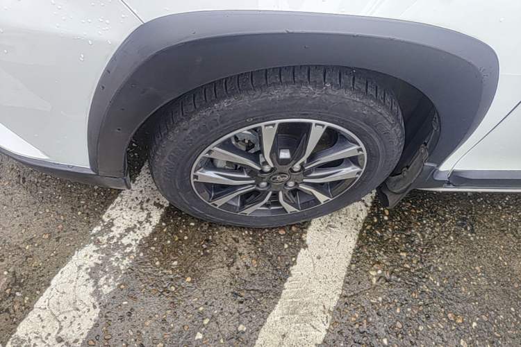 Used Toyota YARiS L Zhi Xuan 2021 X-Trail 1.5L CVT Luxury Edition Left Front Wheel Hub