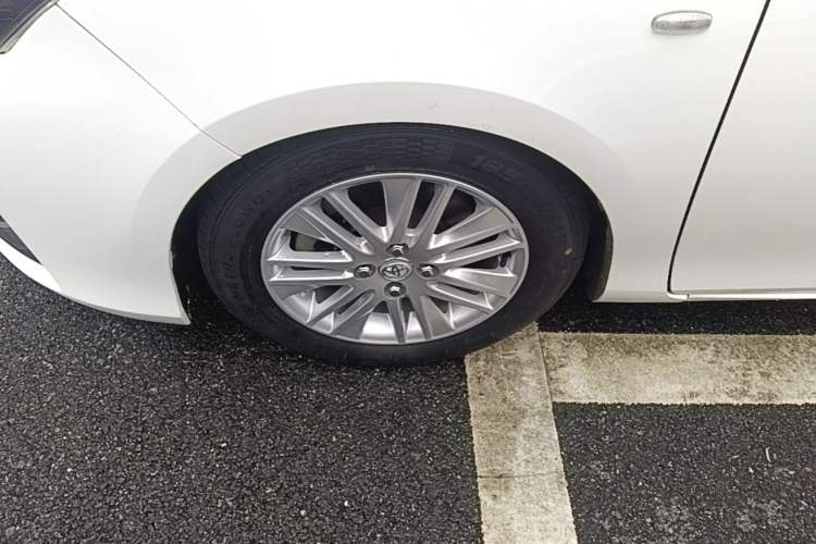 Used Toyota YARiS L Zhi Xuan 2021 1.5L CVT Leading Edition Left Front Wheel Hub