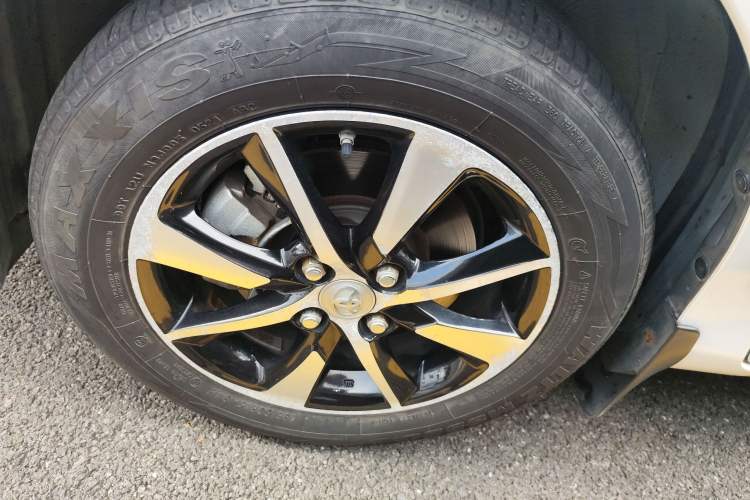 Used Toyota YARiS L Zhi Xuan 2021 1.5L CVT Leading Edition Left Front Wheel Hub