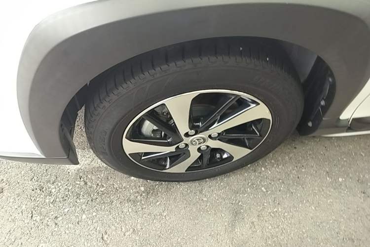 Used Toyota YARiS L Zhi Xuan 2021 X-Trail 1.5L CVT Leading Edition Left Front Wheel Hub