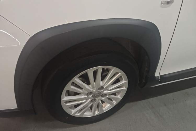 Used Toyota YARiS L Zhi Xuan 2021 X-Trail 1.5L CVT Leading Edition Left Front Wheel Hub