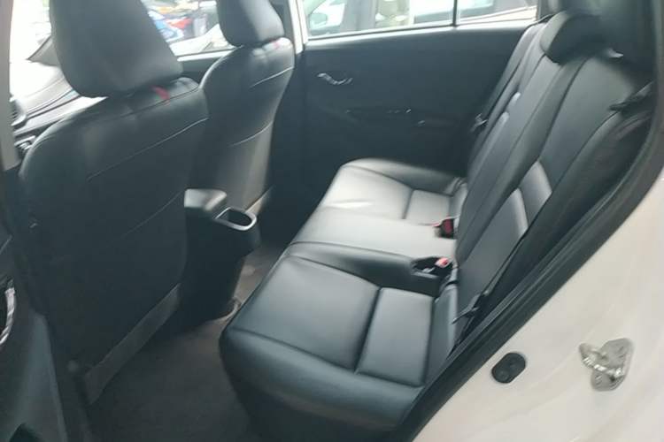 Used Toyota YARiS L Zhi Xuan 2021 X-Trail 1.5L CVT Luxury Edition Left Rear Seat