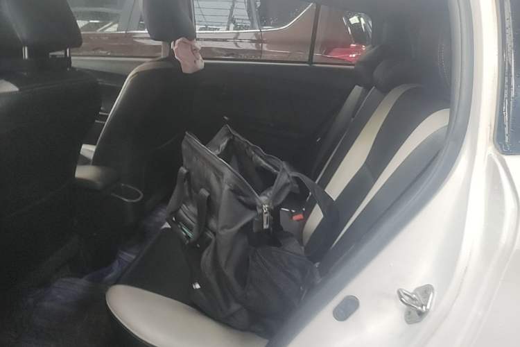 Used Toyota YARiS L Zhi Xuan 2021 X-Trail 1.5L CVT Leading Edition Left Rear Seat
